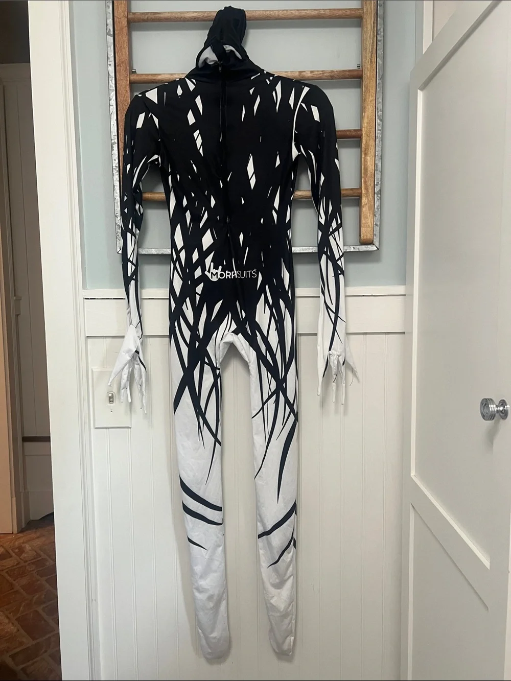 Boys morphsuits Zalgo costume size, large, white, and black Halloween size large